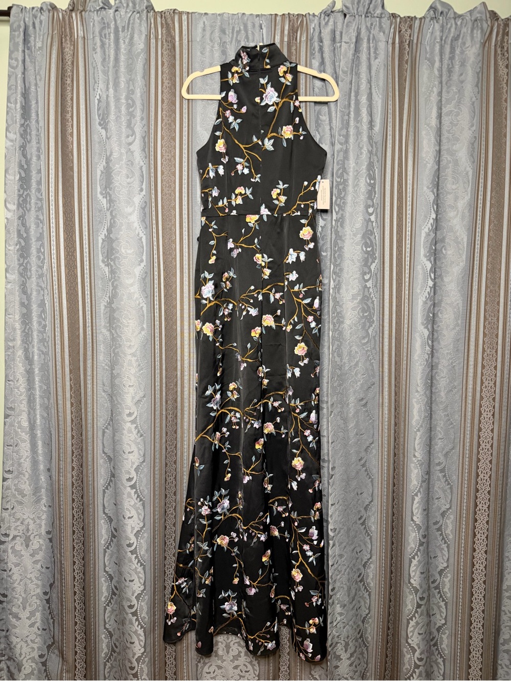 SAU LEE Ariana Embroidered Floral Satin Gown - Picture 8 of 8